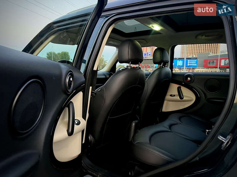Внедорожник / Кроссовер MINI Countryman 2013 в Киеве фото 24 Внедорожник / Кроссовер MINI Countryman 2013 в Киеве