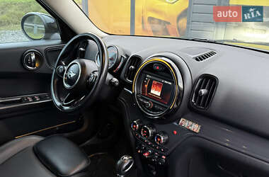 Хэтчбек MINI Countryman 2018 в 