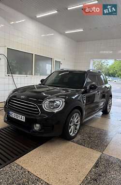 Хэтчбек MINI Countryman 2018 в 