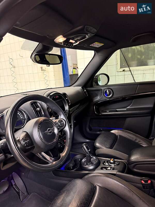Хэтчбек MINI Countryman 2018 в Кривом Роге