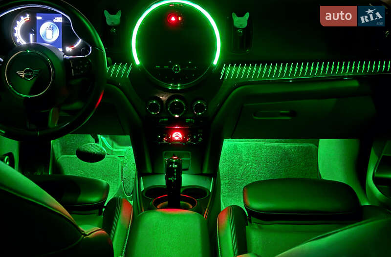Внедорожник / Кроссовер MINI Countryman 2021 в Киеве