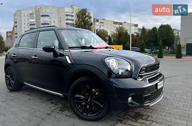 Внедорожник / Кроссовер MINI Countryman 2015 в 