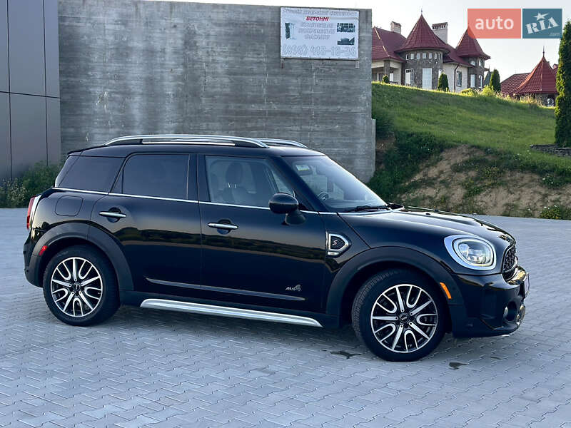 Хэтчбек MINI Countryman 2017 в Черновцах