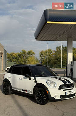 Внедорожник / Кроссовер MINI Countryman 2015 в 