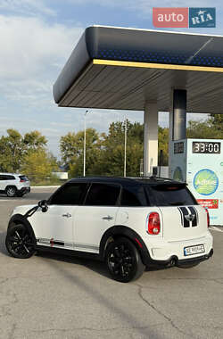 Внедорожник / Кроссовер MINI Countryman 2015 в 