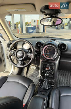 Внедорожник / Кроссовер MINI Countryman 2015 в 