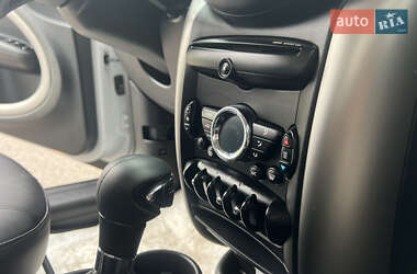Внедорожник / Кроссовер MINI Countryman 2016 в 