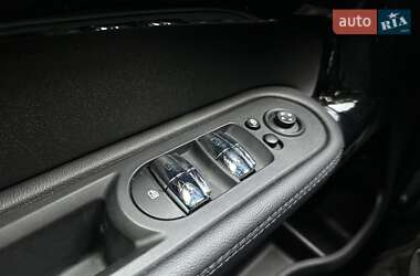 Позашляховик / Кросовер MINI Countryman 2021 в 
