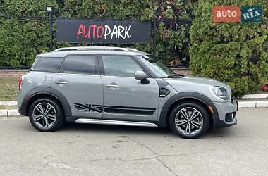 Хэтчбек MINI Countryman 2019 в 