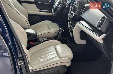 Хэтчбек MINI Countryman 2018 в 