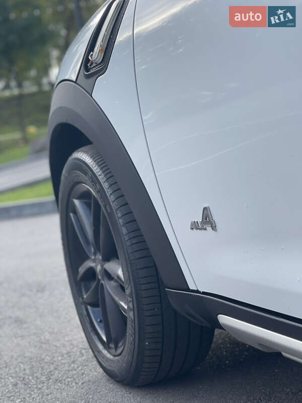 Внедорожник / Кроссовер MINI Countryman 2016 в Киеве