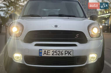 Позашляховик / Кросовер MINI Countryman 2016 в 