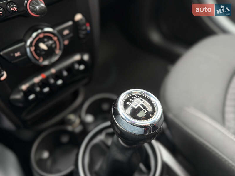 Внедорожник / Кроссовер MINI Countryman 2014 в Хмельницком