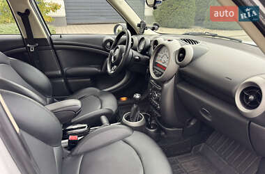 Внедорожник / Кроссовер MINI Countryman 2012 в 