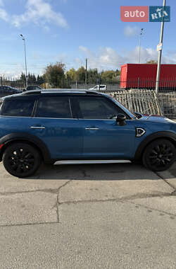 Хетчбек MINI Countryman 2018 в 