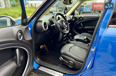 Позашляховик / Кросовер MINI Countryman 2012 в  фото 24 Позашляховик / Кросовер MINI Countryman 2012 в