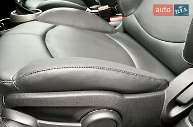 Позашляховик / Кросовер MINI Countryman 2012 в  фото 52 Позашляховик / Кросовер MINI Countryman 2012 в