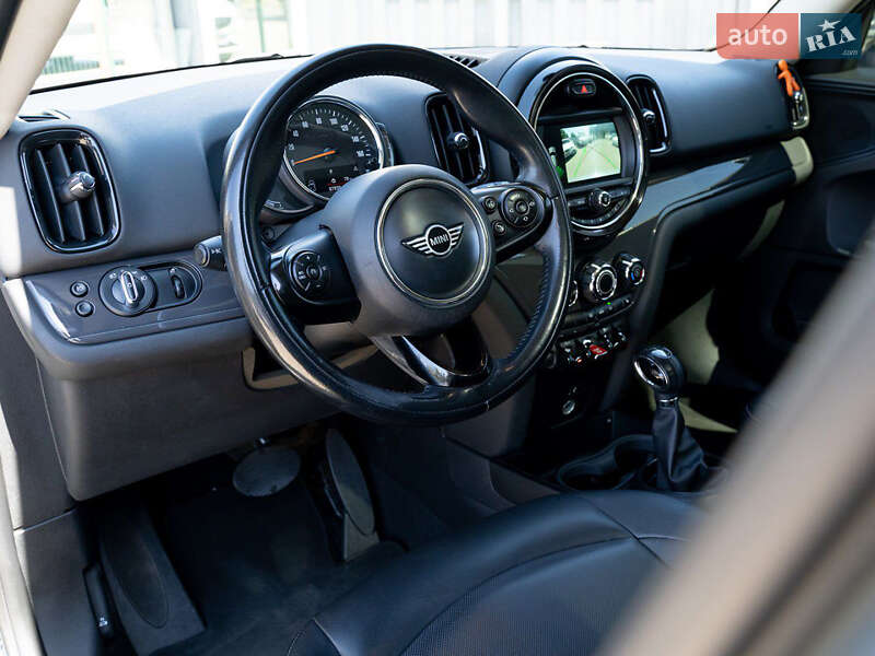 Хэтчбек MINI Countryman 2019 в Одессе фото 34 Хэтчбек MINI Countryman 2019 в Одессе