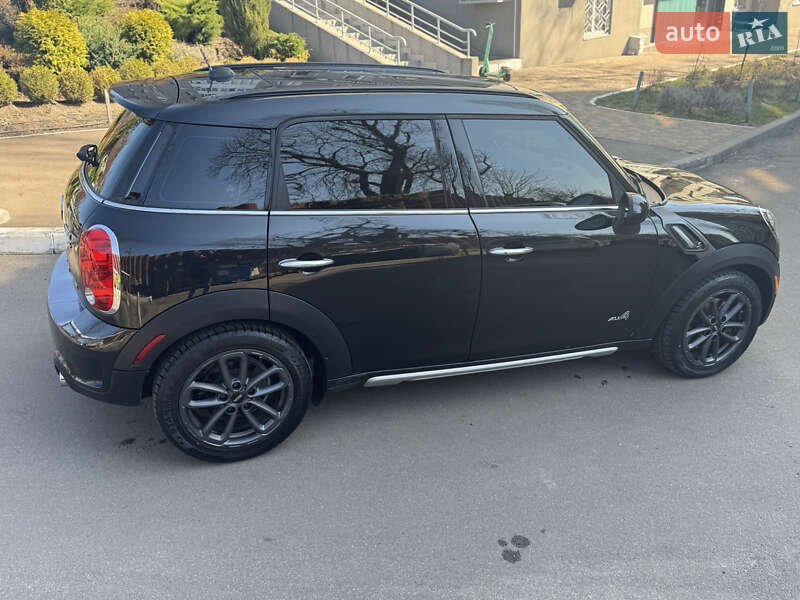 Внедорожник / Кроссовер MINI Countryman 2014 в Киеве