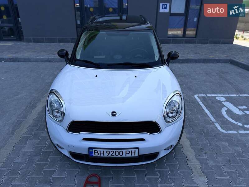 Внедорожник / Кроссовер MINI Countryman 2014 в Одессе