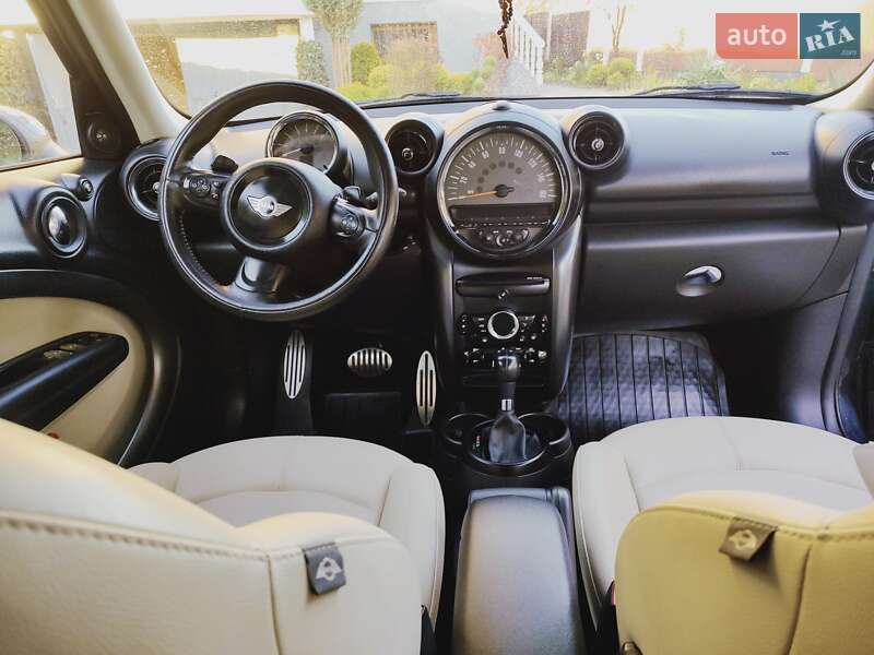Внедорожник / Кроссовер MINI Countryman 2015 в Львове фото 16 Внедорожник / Кроссовер MINI Countryman 2015 в Львове