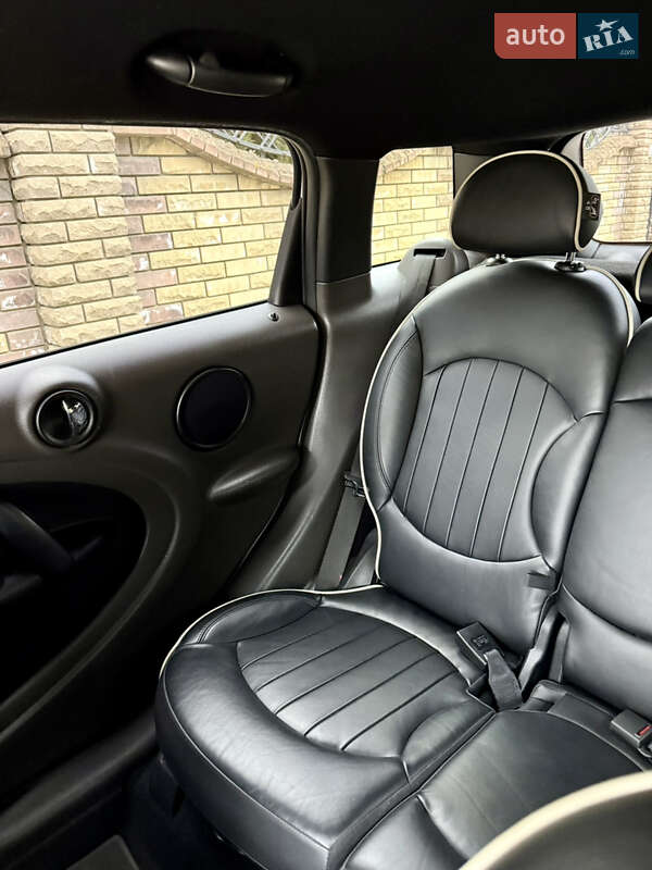 Внедорожник / Кроссовер MINI Countryman 2011 в Черновцах