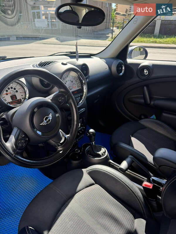 Внедорожник / Кроссовер MINI Countryman 2011 в Киеве фото 12 Внедорожник / Кроссовер MINI Countryman 2011 в Киеве