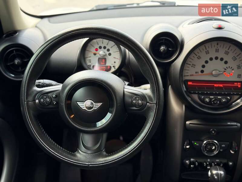 Внедорожник / Кроссовер MINI Countryman 2014 в Кривом Роге фото 26 Внедорожник / Кроссовер MINI Countryman 2014 в Кривом Роге