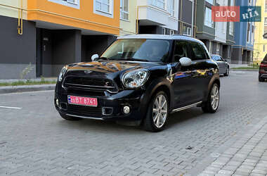 Позашляховик / Кросовер MINI Countryman 2016 в Чернівцях