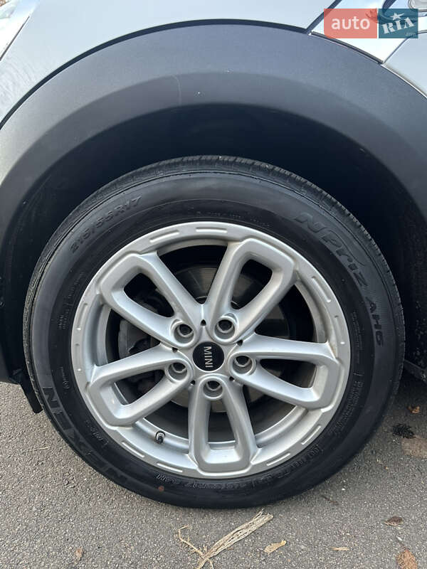 Внедорожник / Кроссовер MINI Countryman 2015 в Киеве фото 30 Внедорожник / Кроссовер MINI Countryman 2015 в Киеве