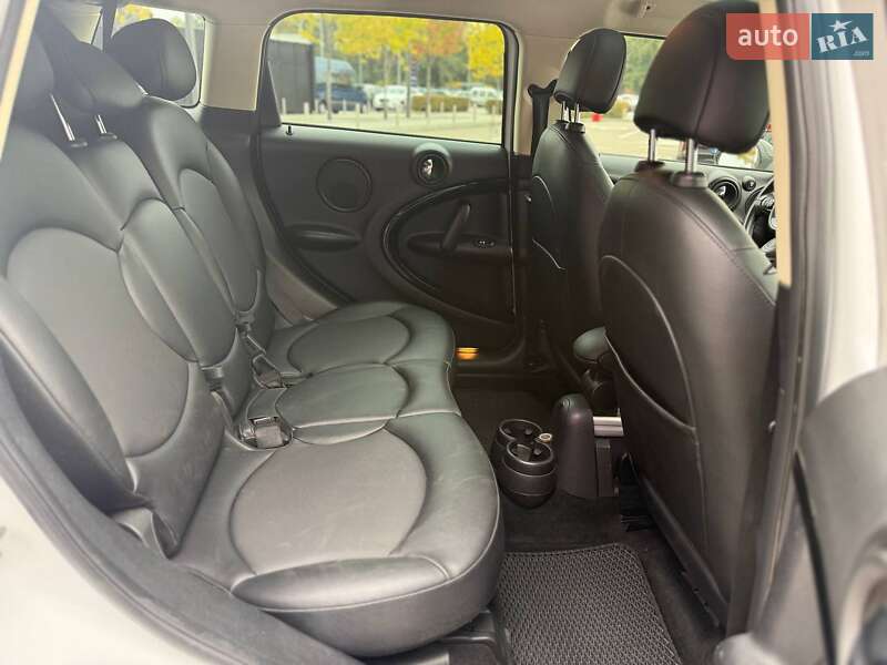 Позашляховик / Кросовер MINI Countryman 2015 в Києві фото 12 Позашляховик / Кросовер MINI Countryman 2015 в Києві