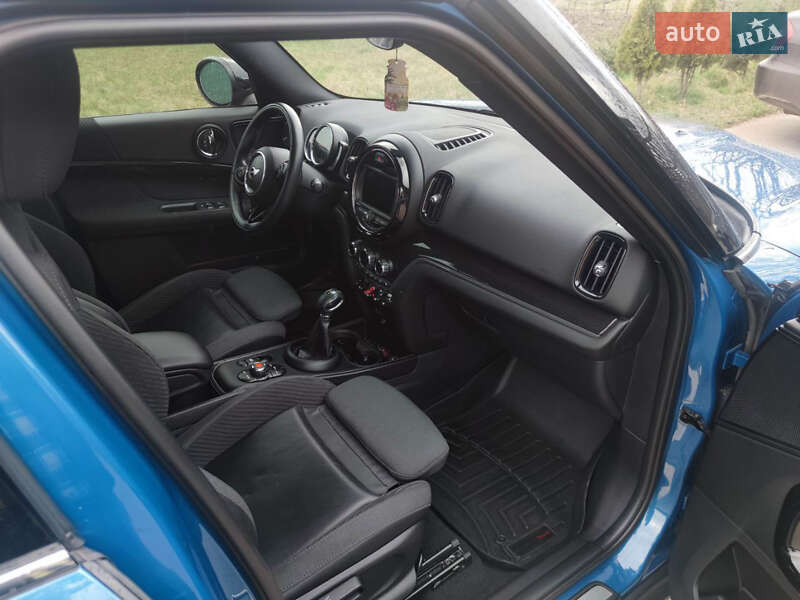 Хэтчбек MINI Countryman 2018 в Ужгороде фото 19 Хэтчбек MINI Countryman 2018 в Ужгороде