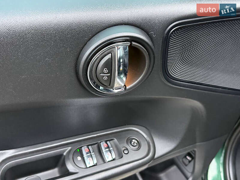 Хэтчбек MINI Countryman 2018 в Стрые фото 49 Хэтчбек MINI Countryman 2018 в Стрые