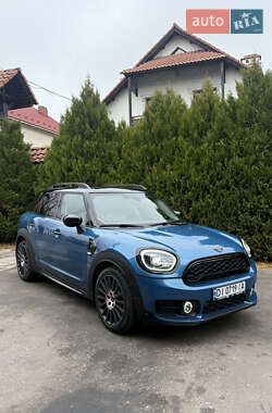 Хэтчбек MINI Countryman 2017 в Киеве