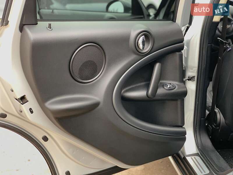 Внедорожник / Кроссовер MINI Countryman 2016 в Виннице