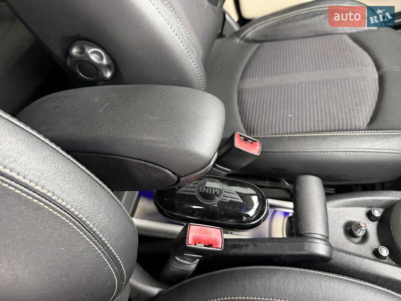 Внедорожник / Кроссовер MINI Countryman 2010 в Одессе фото 24 Внедорожник / Кроссовер MINI Countryman 2010 в Одессе