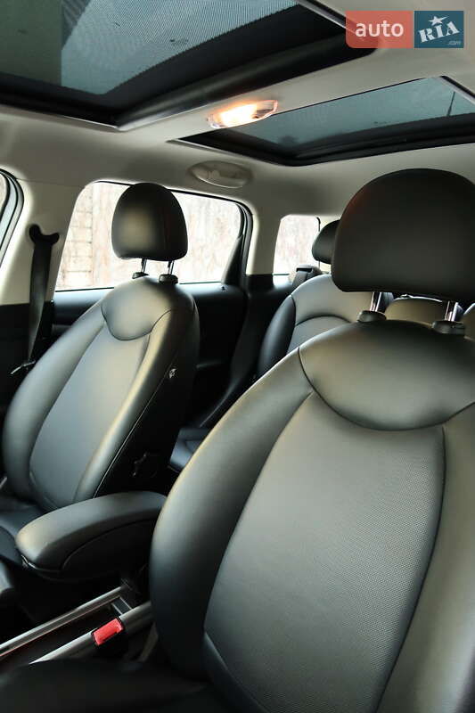 Внедорожник / Кроссовер MINI Countryman 2014 в Ровно