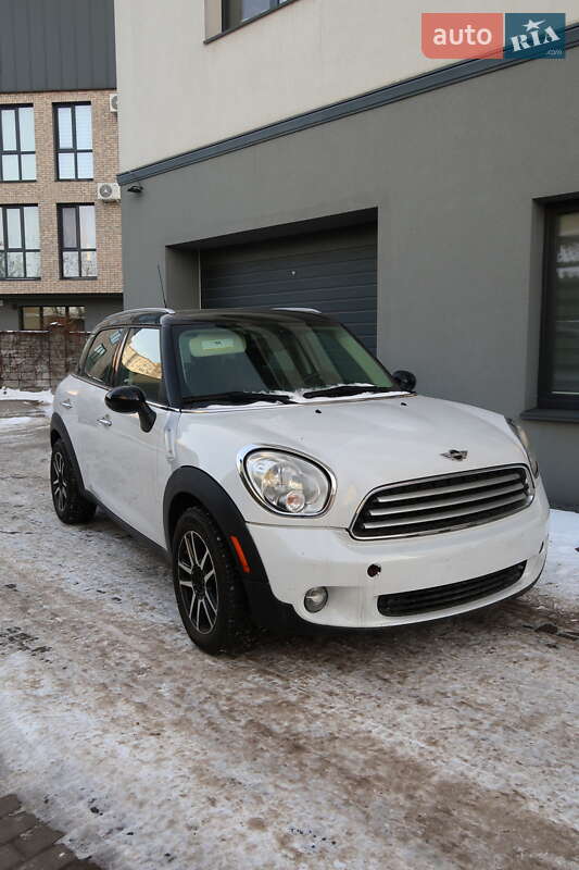 Внедорожник / Кроссовер MINI Countryman 2014 в Ровно