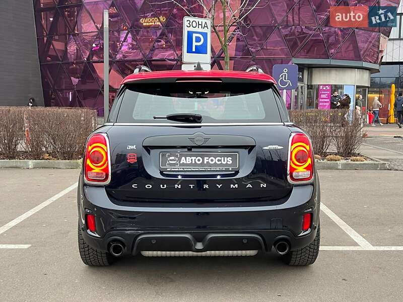 Хэтчбек MINI Countryman 2019 в Киеве