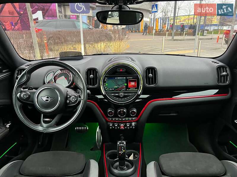 Хэтчбек MINI Countryman 2019 в Киеве