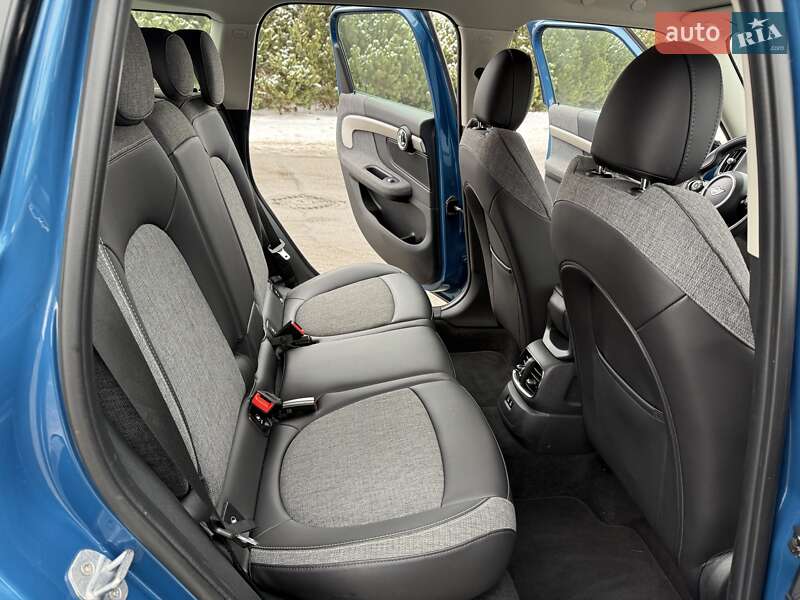 Хэтчбек MINI Countryman 2019 в Киеве фото 49 Хэтчбек MINI Countryman 2019 в Киеве