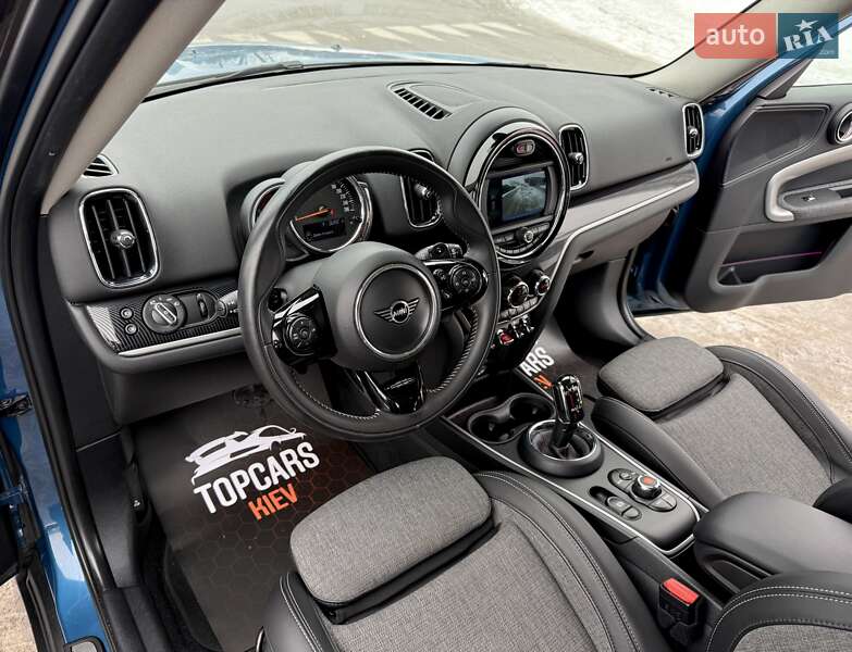 Хэтчбек MINI Countryman 2019 в Киеве фото 65 Хэтчбек MINI Countryman 2019 в Киеве