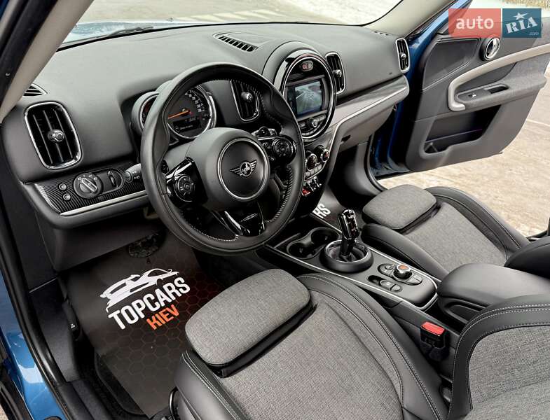 Хэтчбек MINI Countryman 2019 в Киеве фото 64 Хэтчбек MINI Countryman 2019 в Киеве