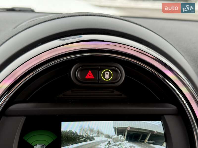 Хэтчбек MINI Countryman 2019 в Киеве фото 74 Хэтчбек MINI Countryman 2019 в Киеве