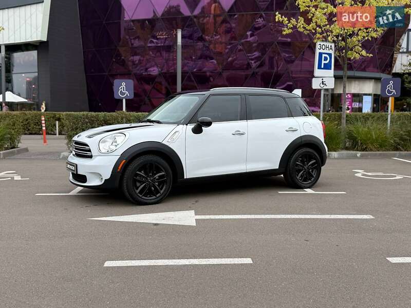 Позашляховик / Кросовер MINI Countryman 2015 в Києві