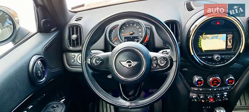 Хэтчбек MINI Countryman 2017 в Киеве