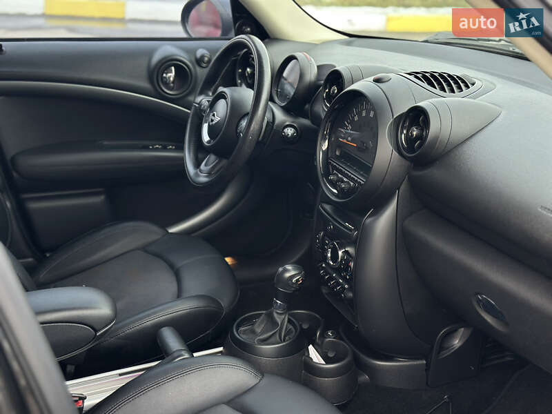 Внедорожник / Кроссовер MINI Countryman 2016 в Полтаве фото 19 Внедорожник / Кроссовер MINI Countryman 2016 в Полтаве