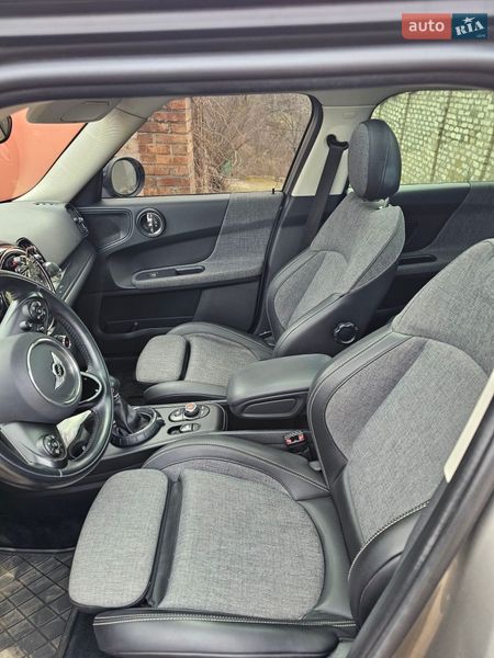 Хэтчбек MINI Countryman 2017 в Кривом Роге