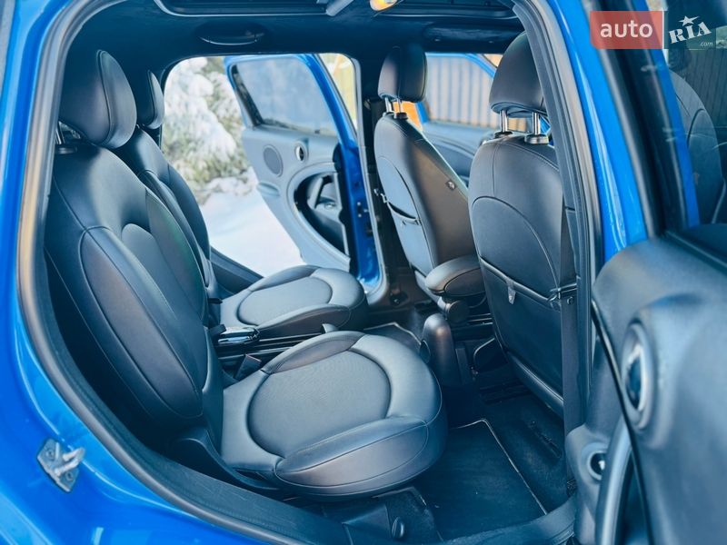 Внедорожник / Кроссовер MINI Countryman 2013 в Ромнах