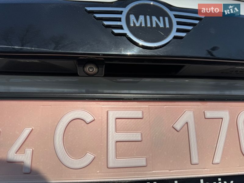 Хэтчбек MINI Countryman 2019 в Львове